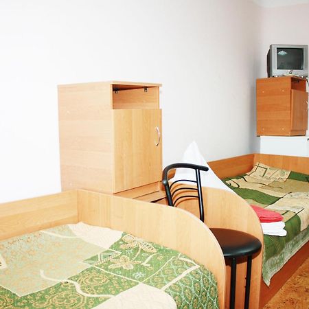Vydubychi Hostel Kyiv Exterior photo